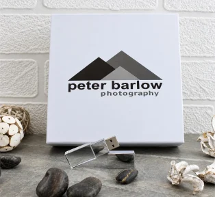 crystal and white photobox